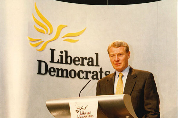 A photo of Paddy Ashdown at a Liberal Democrats event